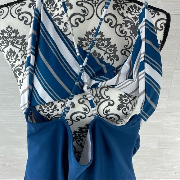 Cupshe Sparkle In The Sun Cut Out High WaistOne Piece Bathing Suit Large - Picture 7 of 10